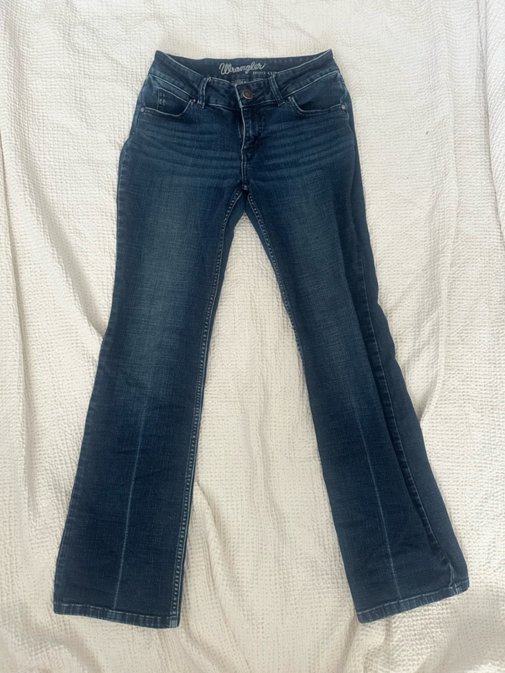 Wrangler Women's Dark Wash  Bootcut Jeans size 27